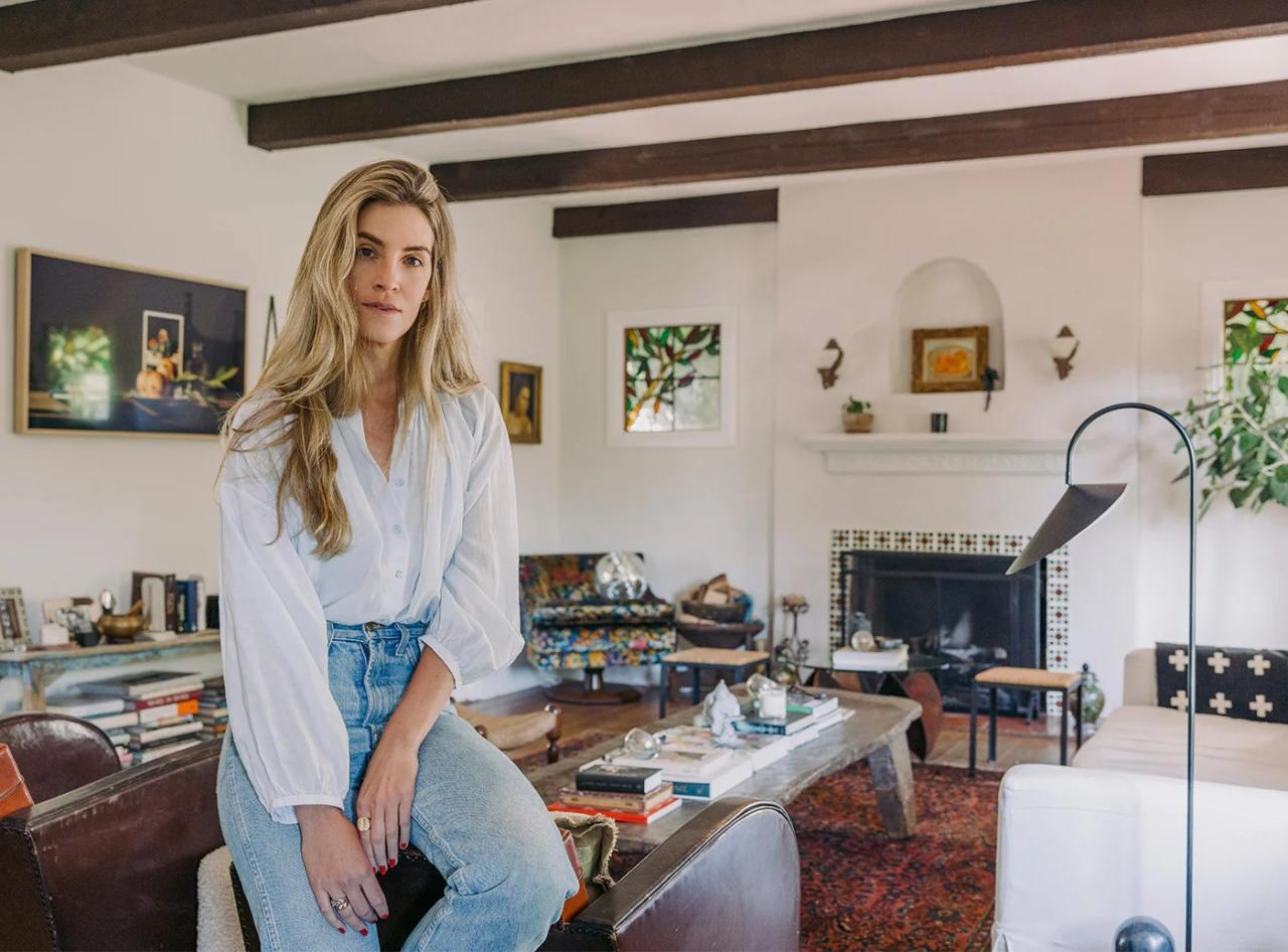 Llb law student elizabeth joel