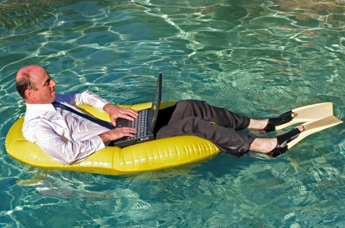 Summer fridays gain traction