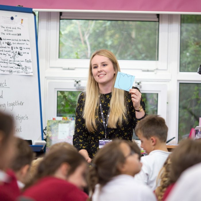 Pgce student elle griffiths